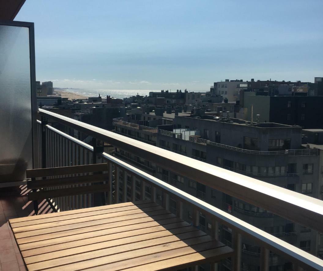 Sea And City View With Double Terrace Flat C Oostende Exterior foto